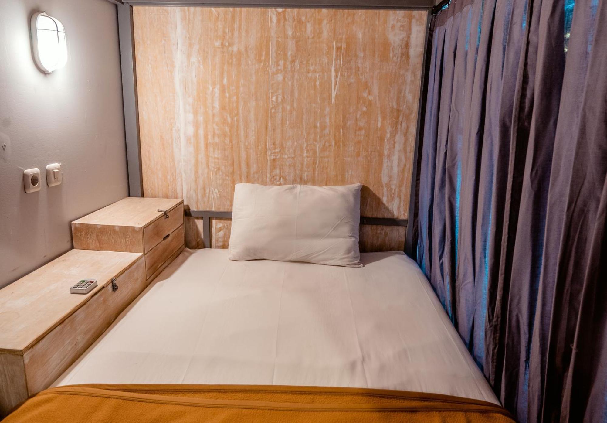 Lushy Hostel Nusa Penida Toyapakeh Zewnętrze zdjęcie